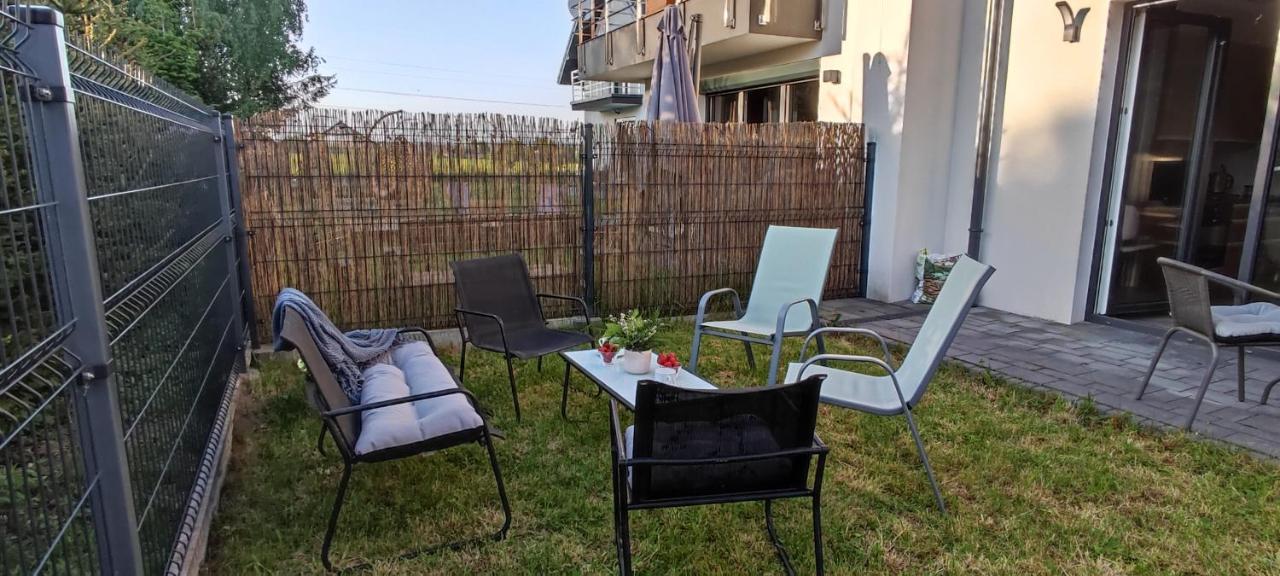 Apartment Dom Na Wylacznosc Przy Prostej, Z Ogrodkiem I Parkingiem Faktury Vat Kielce
